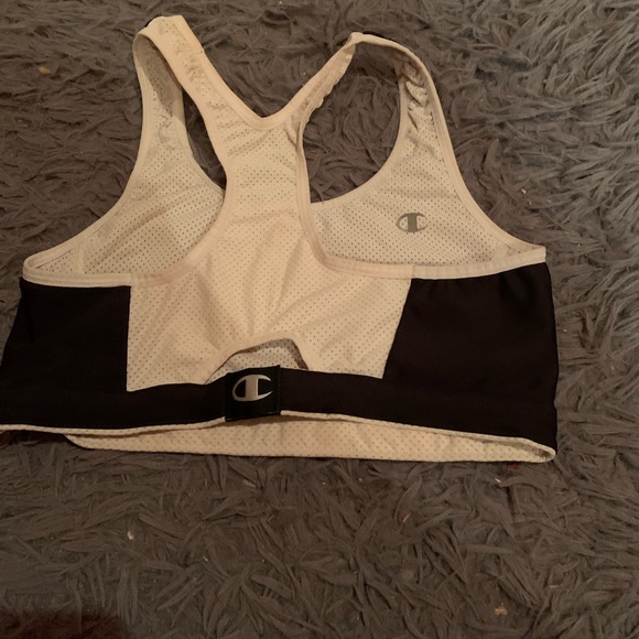 Champion reversible sports bra size small - Picture 3 of 6